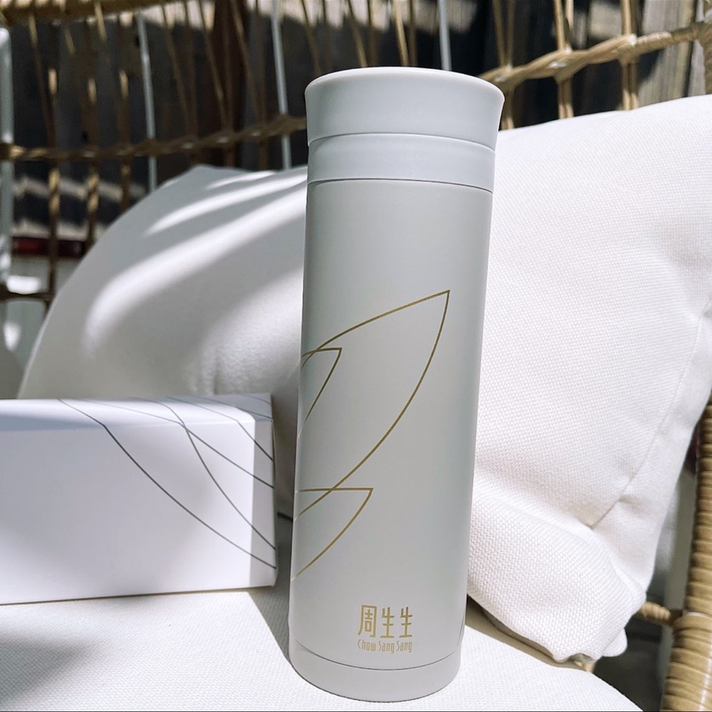 Chow sang sang water bottle